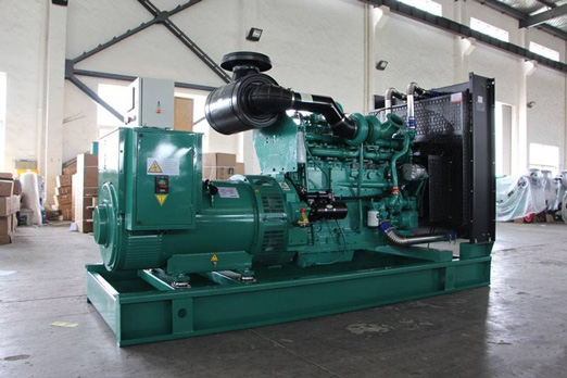 枣阳320kw康明斯柴油发电车出租组图片 枣阳320kw康明斯柴油发电车出租组图片